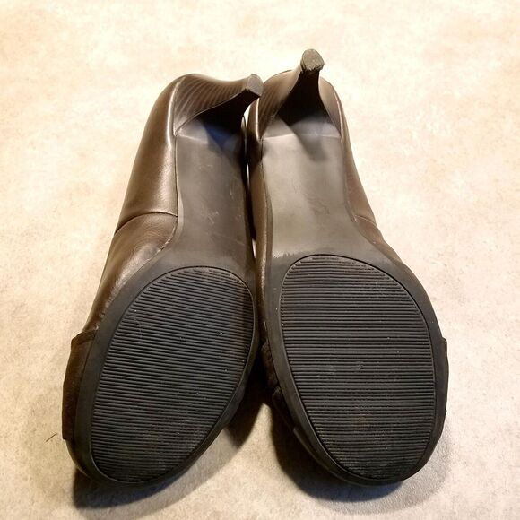Maurices Womens Paige Size 10 Brown Slip On Heel Pumps - Picture 8 of 9